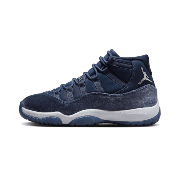 Air Jordan 11 Velvet Midnight Navy